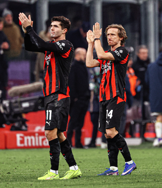 OD体育网站-意甲强行造悬念失败！拉齐奥1-0双杀AC米兰，国米笑纳大礼8分领跑