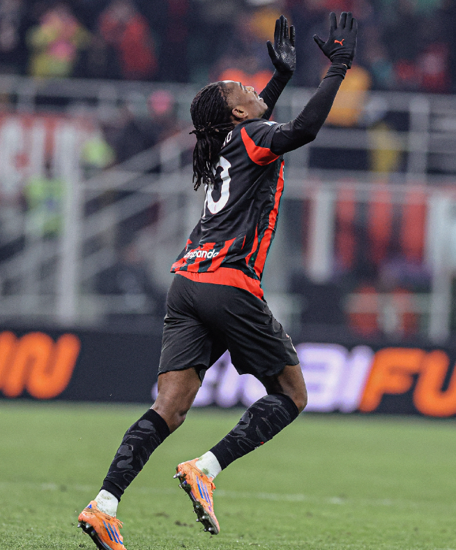 OD体育网站-意甲强行造悬念失败！拉齐奥1-0双杀AC米兰，国米笑纳大礼8分领跑