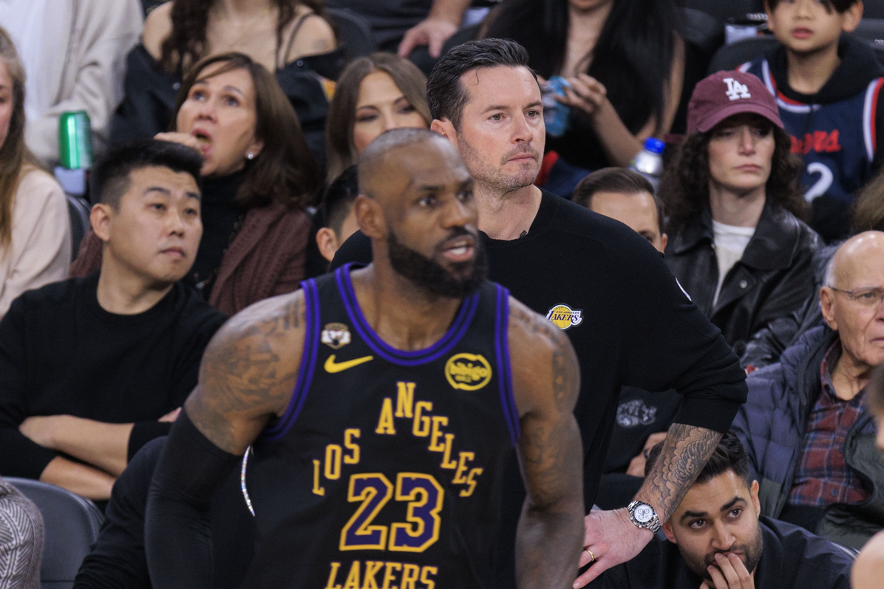 OD体育官方-雷迪克：每个人都为赢球做出了贡献 而勒布朗起到了引领作用