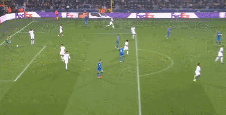 OD体育-欧冠已连续三年现手接球争议,裁判一次判点,两次无表示